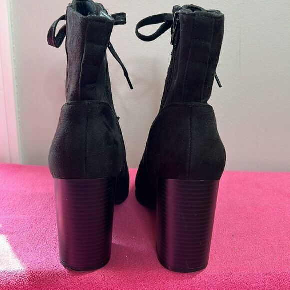 A+ Target Lace Up with Inside Zip 8.5 - Picture 5 of 9